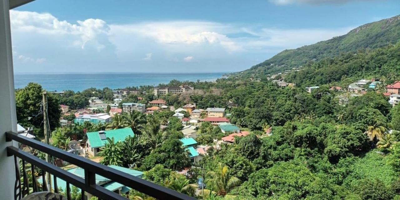 Tama'S Holiday Apartment Виктория Экстерьер фото